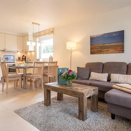 Apartment Strandhaus Whg 1 Wenningstedt-Braderup